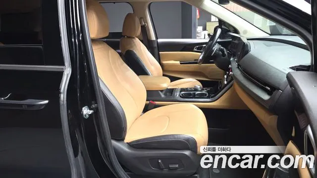 Kia Carnival 2020 thumb 11