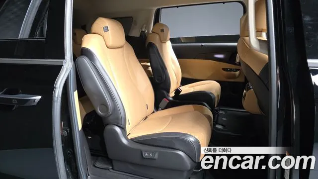 Kia Carnival 2020 thumb 12