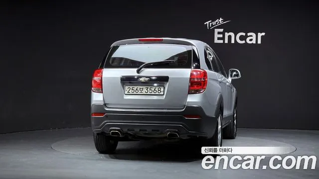 ChevroletGMDaewoo Captiva 2015 thumb 3