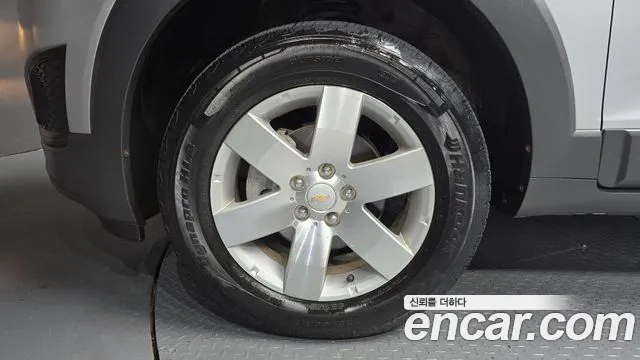 ChevroletGMDaewoo Captiva 2015 thumb 4
