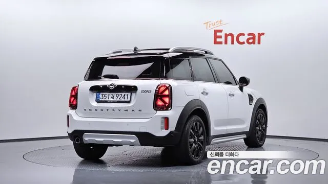 MINI Countryman 2024 thumb 2