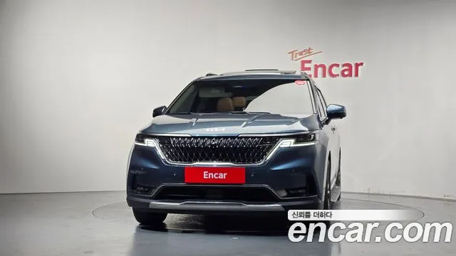 Kia Carnival 2022 thumb 3
