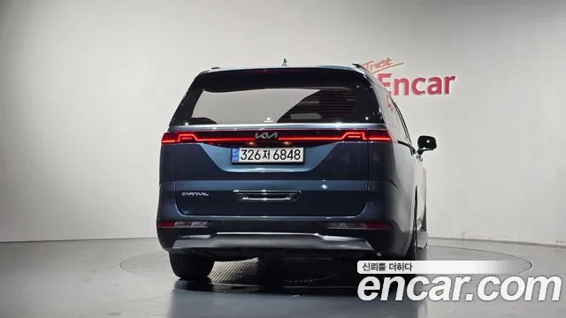 Kia Carnival 2022 thumb 4