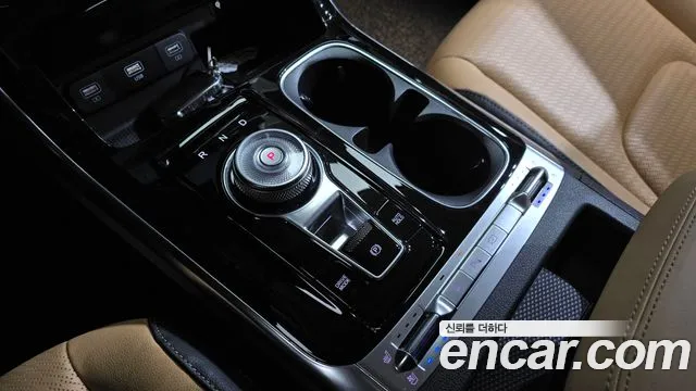 Kia Carnival 2022 thumb 9
