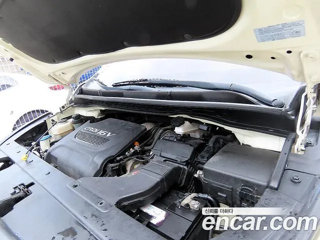 Kia Carnival 2014 thumb 6