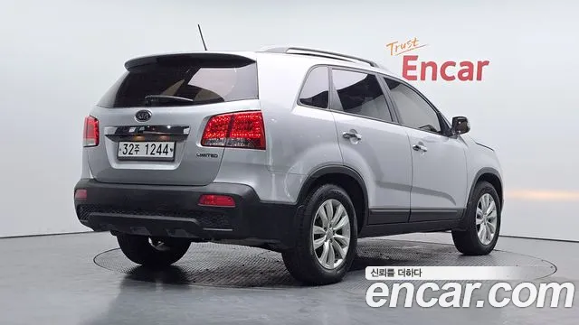 Kia Sorento 2011 thumb 2