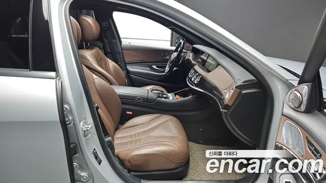 Mercedes-Benz S-Класс 2017 thumb 10