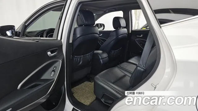 Hyundai Santa Fe 2013 thumb 11