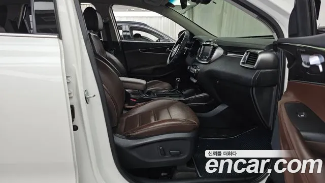 Kia Sorento 2016 thumb 11