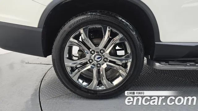 KG_Mobility_Ssangyong Rexton 2017 thumb 5