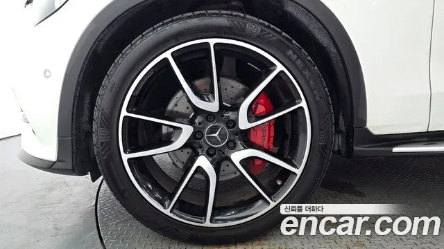 Mercedes-Benz GLC 2019 thumb 5