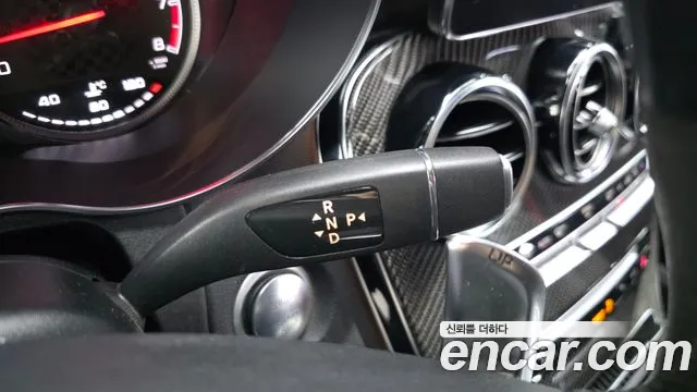 Mercedes-Benz GLC 2019 thumb 9