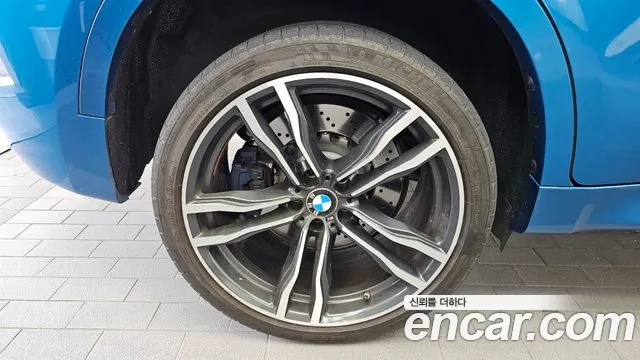 BMW X6M 2015 thumb 5