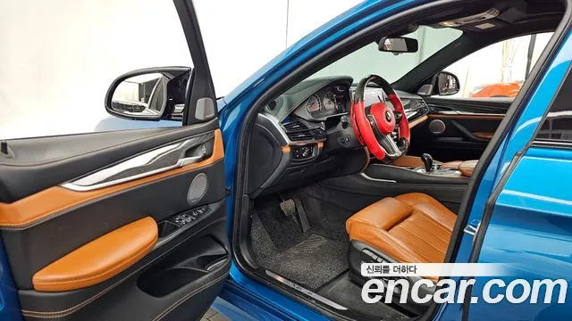 BMW X6M 2015 thumb 10