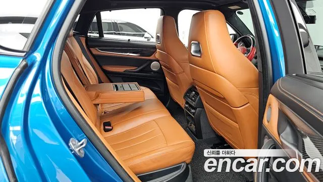 BMW X6M 2015 thumb 12