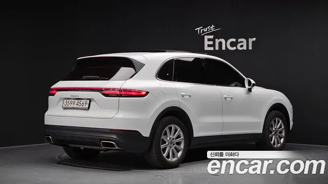 Porsche Cayenne 2019 thumb 2