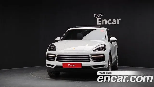 Porsche Cayenne 2019 thumb 3