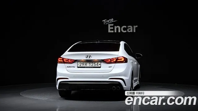 Hyundai Avante 2017 thumb 4