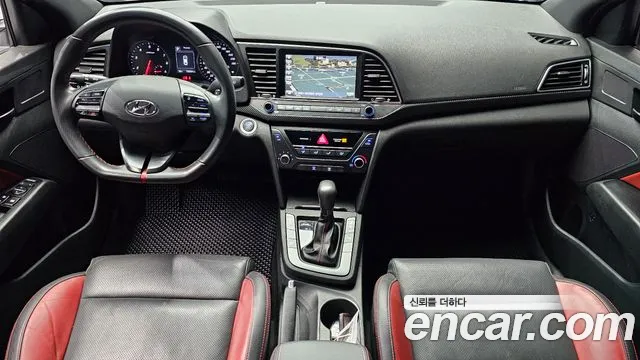 Hyundai Avante 2017 thumb 7