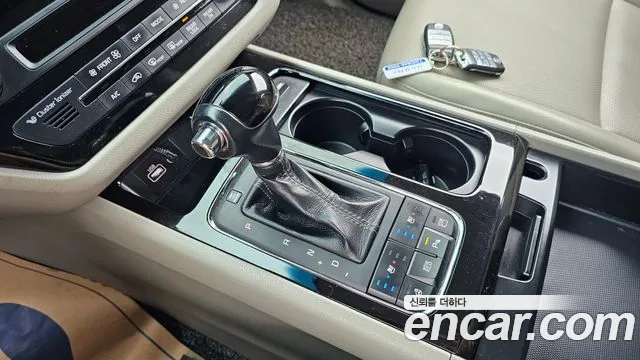 Kia Carnival 2015 thumb 9