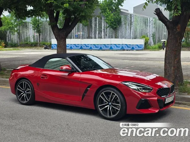 BMW Z4 2020 thumb 3