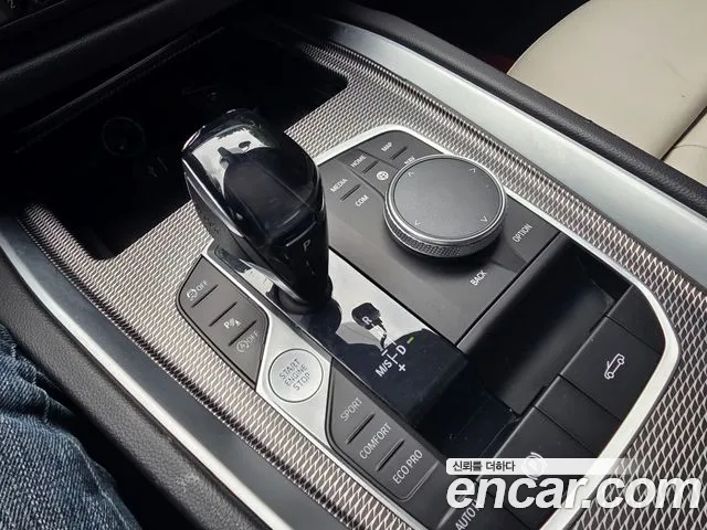 BMW Z4 2020 thumb 9