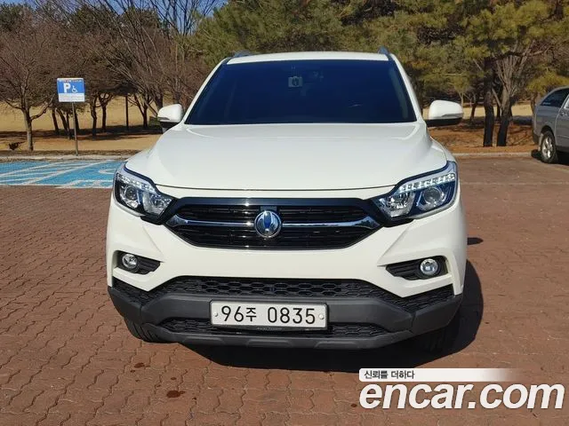 KG_Mobility_Ssangyong Rexton 2019 thumb 2