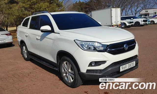 KG_Mobility_Ssangyong Rexton 2019 thumb 3