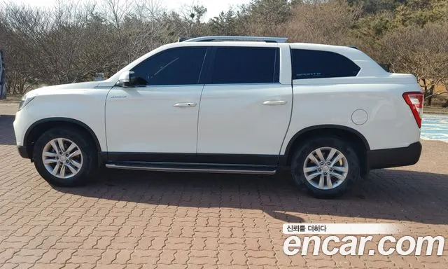 KG_Mobility_Ssangyong Rexton 2019 thumb 8