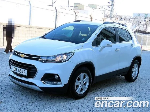 ChevroletGMDaewoo Tracker 2017 thumb 12