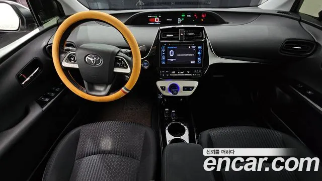 Toyota Prius 2018 thumb 7