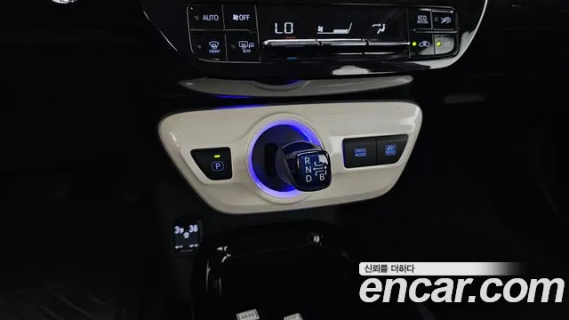 Toyota Prius 2018 thumb 9