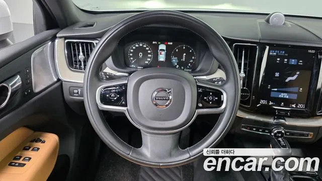 Volvo XC60 2019 thumb 12