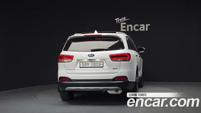 Kia Sorento 2015 thumb 4