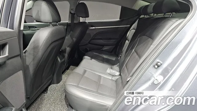Hyundai Avante 2017 thumb 11