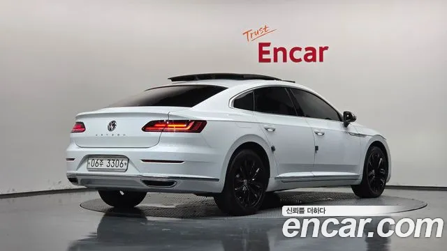 Volkswagen Arteon 2019 thumb 2