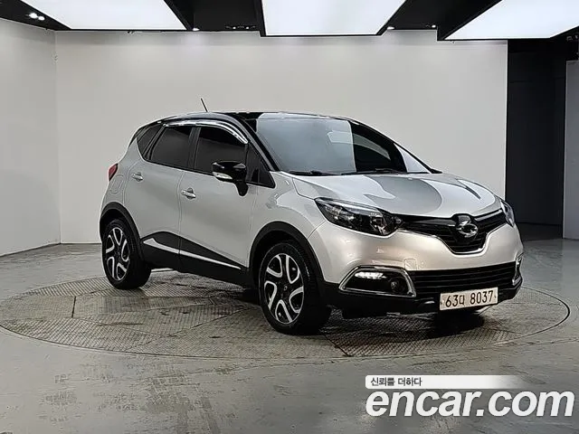 Renault-KoreaSamsung Captur 2014 thumb 2