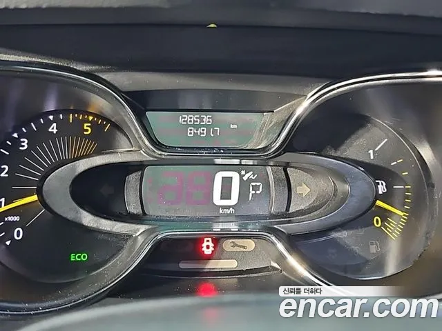 Renault-KoreaSamsung Captur 2014 thumb 7