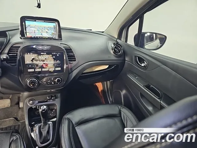 Renault-KoreaSamsung Captur 2014 thumb 10