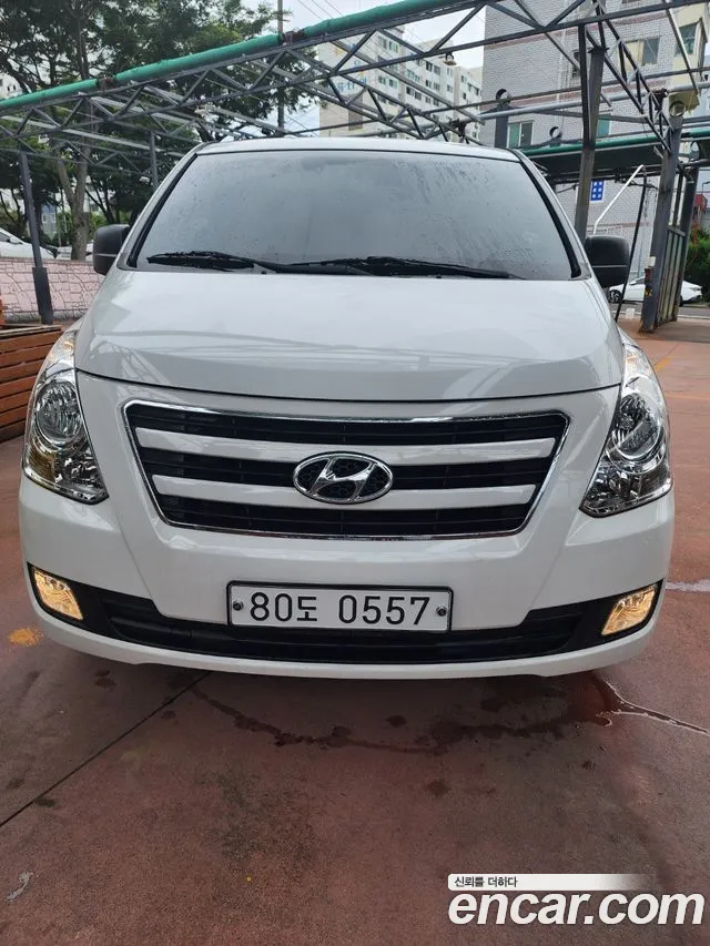 Hyundai Starex 2017 thumb 3