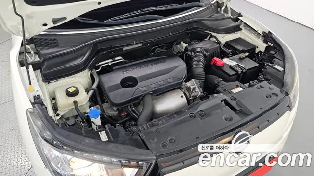 KG_Mobility_Ssangyong TIBOLI 2017 thumb 6