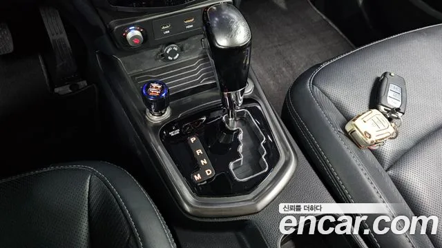 KG_Mobility_Ssangyong TIBOLI 2017 thumb 9