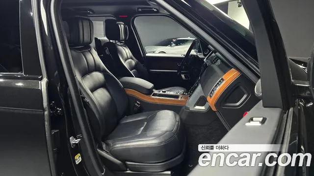 Land Rover Range Rover 2018 thumb 10