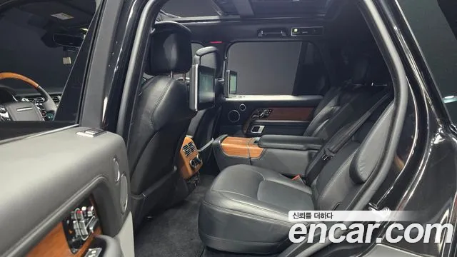 Land Rover Range Rover 2018 thumb 12