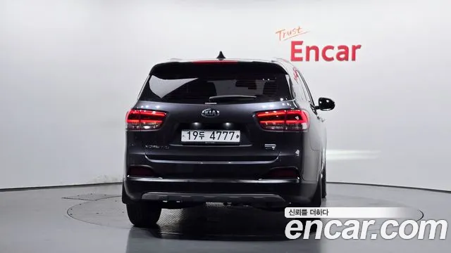 Kia Sorento 2016 thumb 4