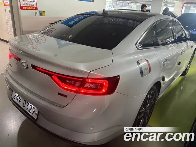 Renault-KoreaSamsung Megane 2016 thumb 2