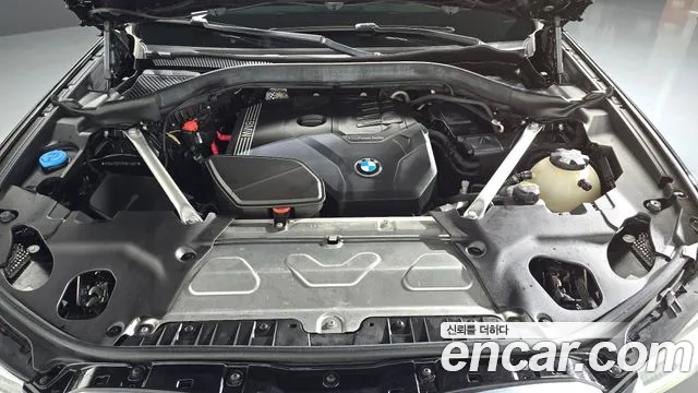 BMW X4 2023 thumb 6