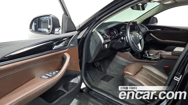 BMW X4 2023 thumb 10