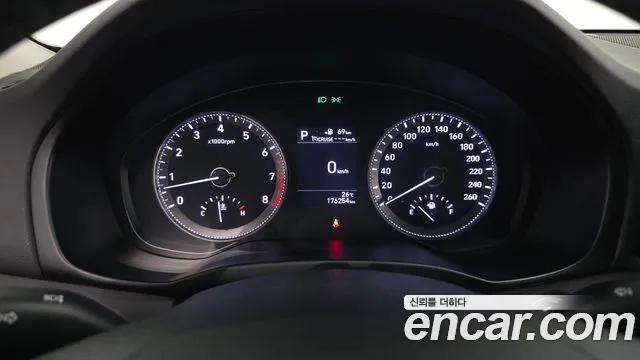 Hyundai Grandeur 2017 thumb 8