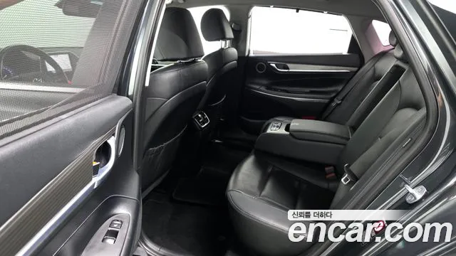 Hyundai Grandeur 2017 thumb 11